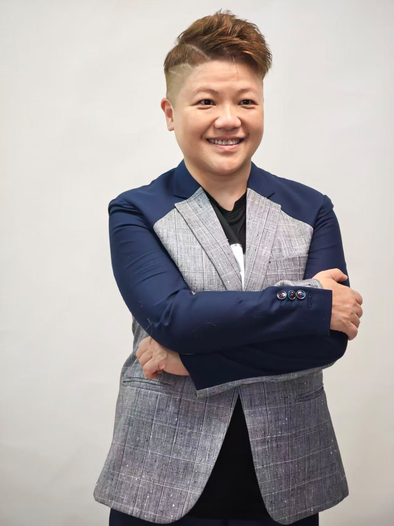 HUI KIM LING	